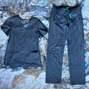 Figs Women's Charcoal Scrub Set with Teal Accent